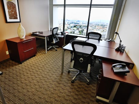 Regus - S. Figueroa St - Los Angeles