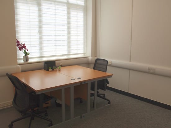 Kensington Office Group - Vicarage House - Kensington Church St,W8 - Kensington