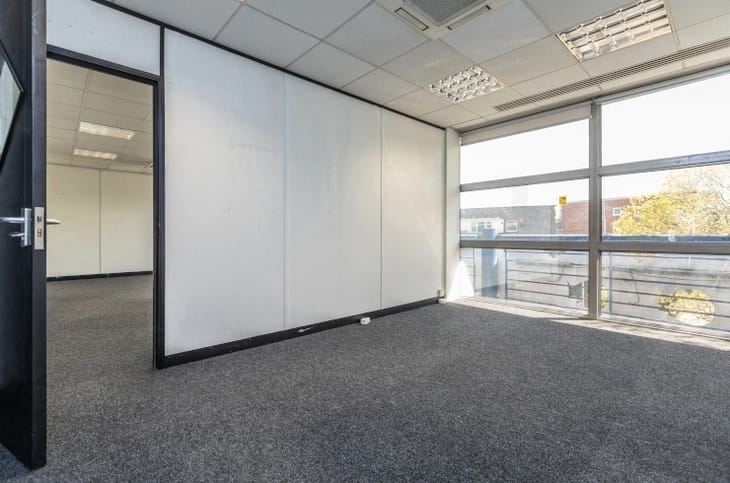 Access Office Suites - York Road, SW11 - Battersea image 8