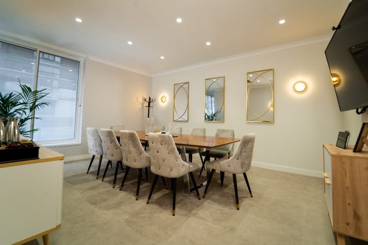 One Avenue Group Limited - Meridien House - 42 Upper Berkeley Street, W1H - Marble Arch image 18