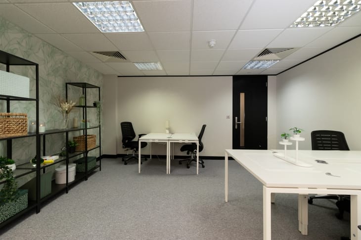 One Avenue Group Limited - Meridien House - 42 Upper Berkeley Street, W1H - Marble Arch image 3
