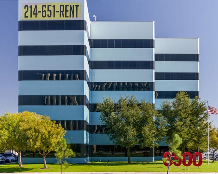 Boxer - 8500 N Stemmons Fwy, Dallas - TX image 2