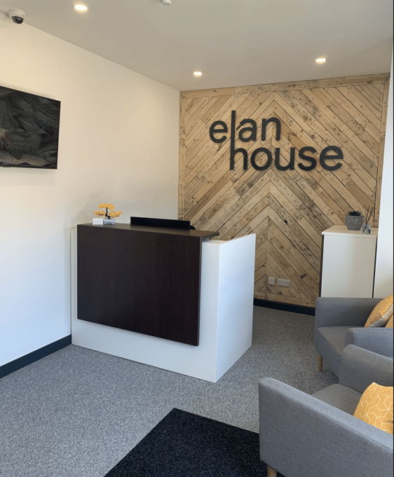 Signature Properties - Elan House, 5a Little Park Farm Road, Segensworth, PO15 - Fareham image 2