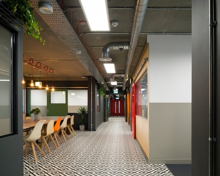 PLATF9RM - Tower Point - 44 North Road, BN1 - Brighton (co-working, private) image 3