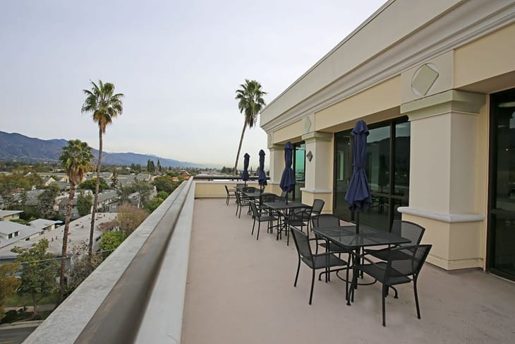 Premier Workspaces - COL - Pasadena - CA - E. Colorado Blvd image 3