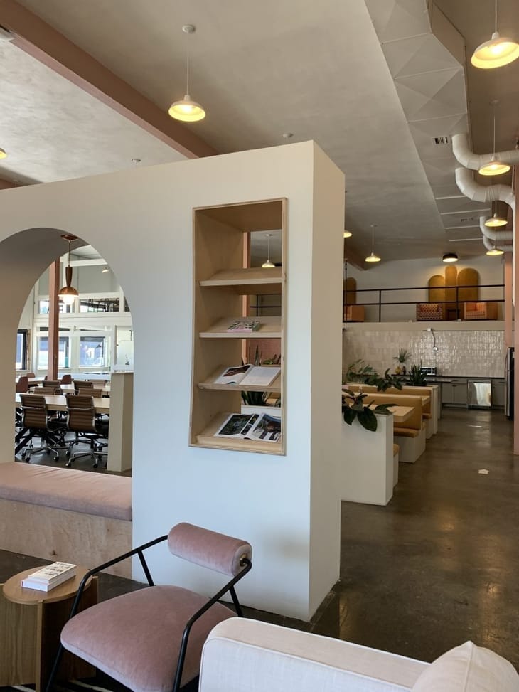 Common Desks - Oak Cliff, 633 West Davis Street, 75208 - Dallas image 3