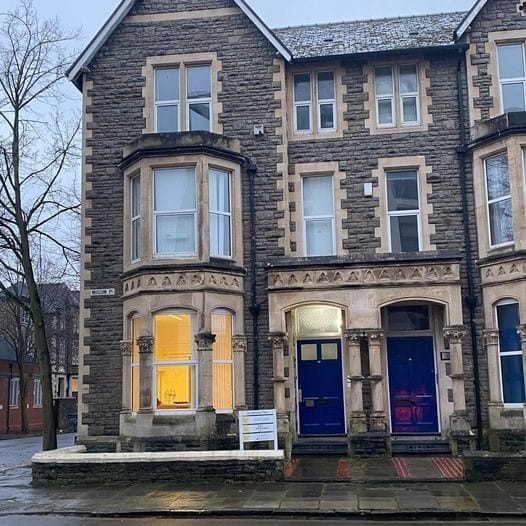 R One Investment Limited -(Managed 443 sqft) 16 Museum Place, CF10 - Cardiff image 1