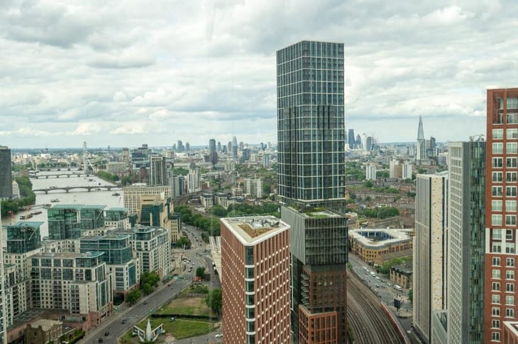 Sub800 (Managed 1,539 sqft) - Vauxhall Sky Garden - Sky Gardens, 153 Wandsworth Road, SW8 - Vauxhall image 1