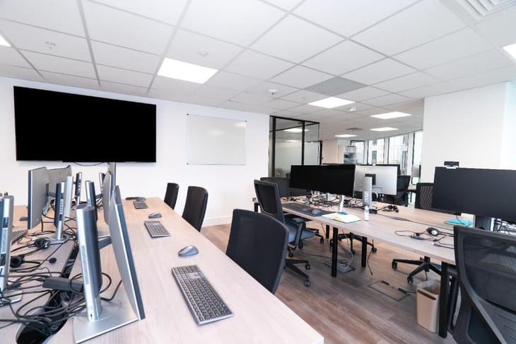 Sub800 (Managed 1,539 sqft) - Vauxhall Sky Garden - Sky Gardens, 153 Wandsworth Road, SW8 - Vauxhall image 3
