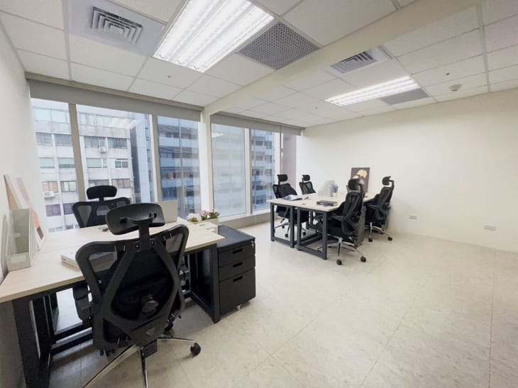 Blossom international Business center - 62 Nanjing West Road, 103 7F - Taipei City image 1
