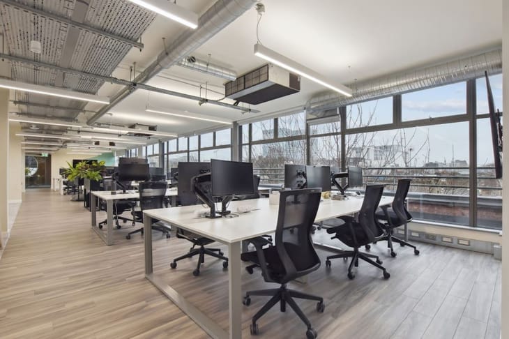 Kitt Offices (Managed 3,132 sqft) - Thirty Lighterman - Wharfdale Road, N1 9RY - Kings Cross image 1