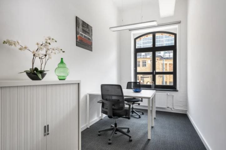 IWg (Regus) - Business Terminal - Rue de Pre-Bois 14 Cointrin, 1216 - Geneva image 5