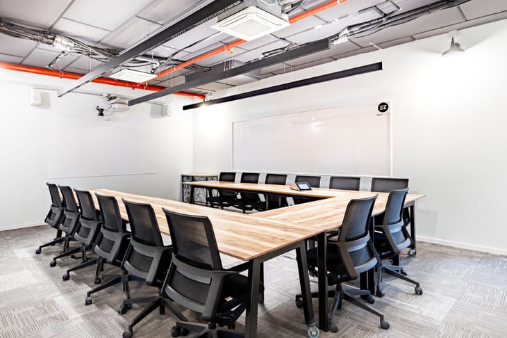 Regus - 64 Ha-Takhana St , Binyamina-Giv'at Ada image 8
