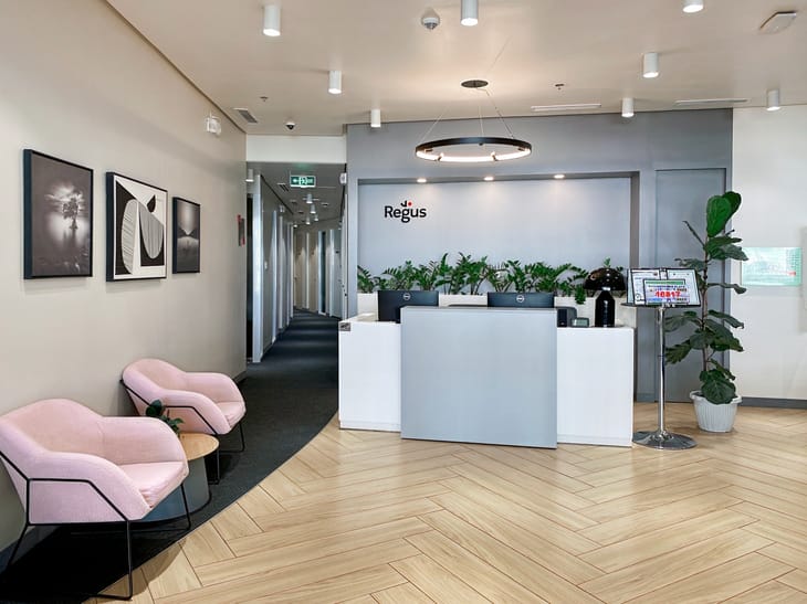 Regus - 3F ILOILO BUSINESS PARK FESTIVE WALK MALL,MEGAWORLD BOULEVARD MANDURRIAO,Abeto Mirasol Taft South ( Quirino Abeto) image 11