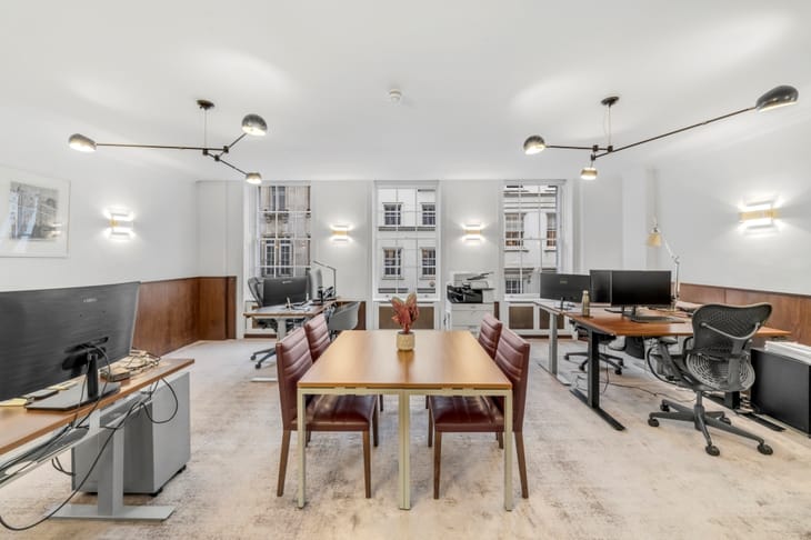 Workplace Plus (Managed 287 sqft) - ASPEN House - 25 Dover Street, W1S 4LX - Mayfair image 3