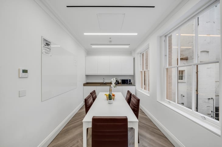 Workplace Plus (Managed 287 sqft) - ASPEN House - 25 Dover Street, W1S 4LX - Mayfair image 6