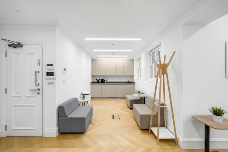 Workplace Plus (Managed 287 sqft) - ASPEN House - 25 Dover Street, W1S 4LX - Mayfair image 8