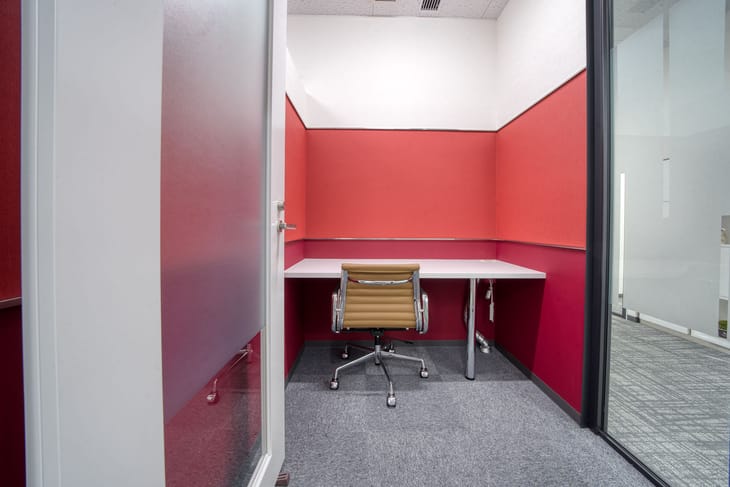 Regus - Aono Building 1F,4-3-7,Chifunemachi,Matsuyama image 11