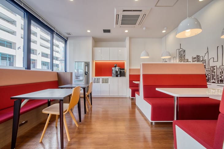 Regus - Aono Building 1F,4-3-7,Chifunemachi,Matsuyama image 5