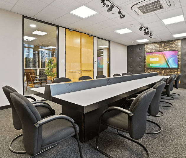 Create Business Hub - 5 Rayleigh Road, CM13 - Shenfield image 3