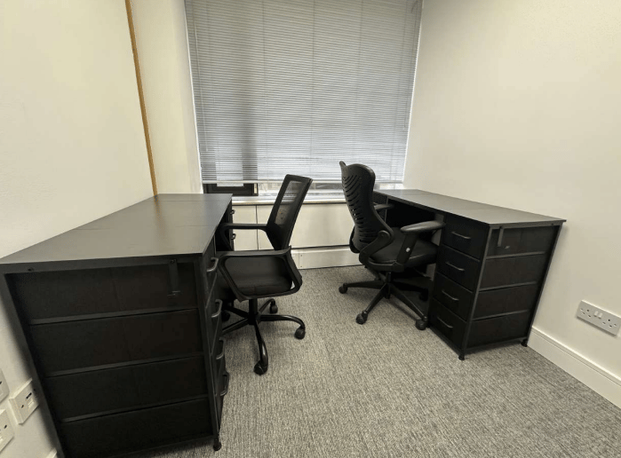 Londinium Advisors Ltd - 21 Knigthsbridge, SW1X - Belgravia image 1