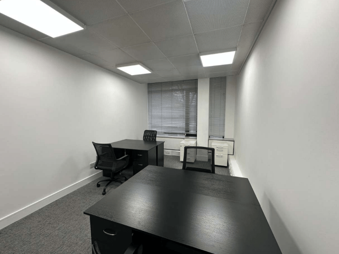 Londinium Advisors Ltd - 21 Knigthsbridge, SW1X - Belgravia image 2
