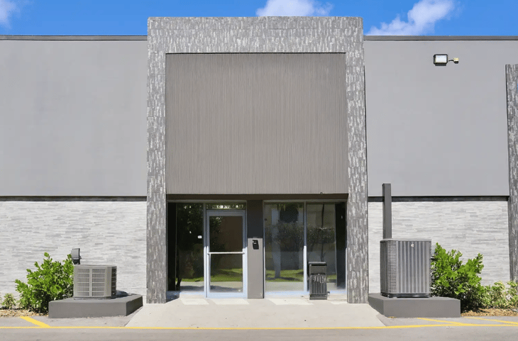 Pompano Executive Rentals - 3001 SW 10TH St, 33069 - Pompano Beach, FL image 1