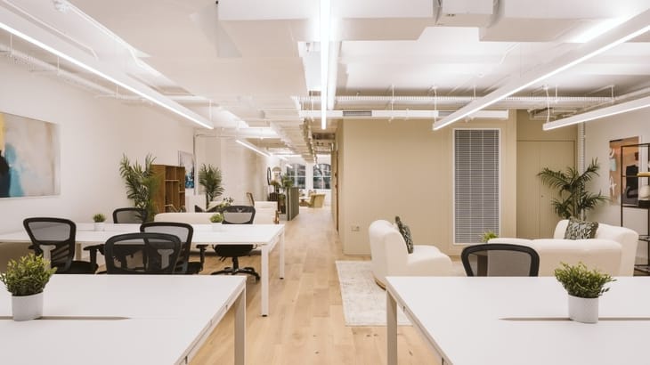 Atlas Properties - Hatch (Managed  2,153 sqft) - 18 Clerkenwell Close, EC1R 0QN - Farringdon image 4