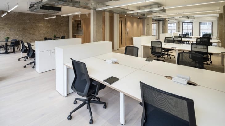 Workthere (Managed 1,688 sqft) - Lamplighter Works - 49-51 Farringdon Rd, EC1M 3JB - Farringdon image 5