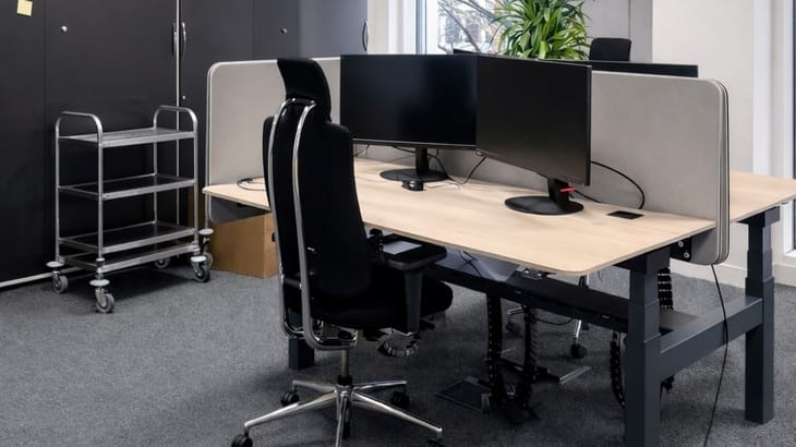 CWP Management Services (Managed 100 - 1,200 sqft) - 11 Westferry Circus, E14 - Canary Wharf image 3