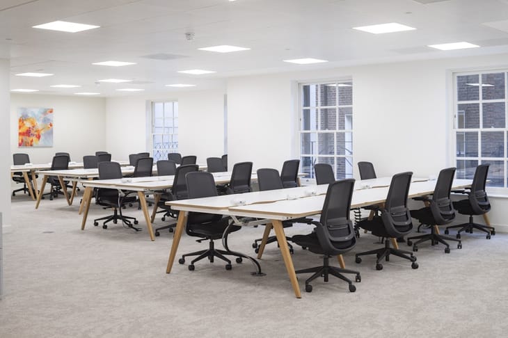 Sub800 Managed (2,186 - 2,186 sqft) - 42 Trinity Square, London, UK image 3
