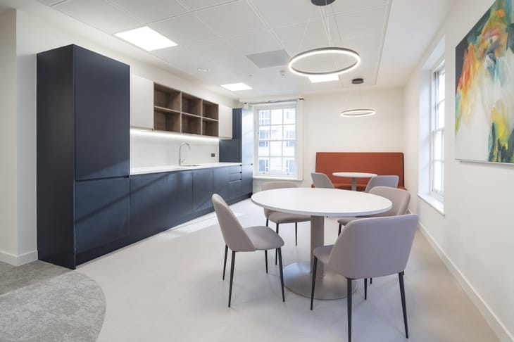 Sub800 Managed (2,186 - 2,186 sqft) - 42 Trinity Square, London, UK image 9