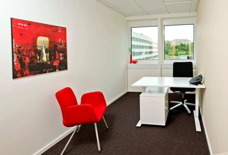 Regus - Krejaren 2 - Östermalmstorg - Stockholm image 7