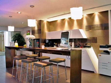 Regus - Aurora Plaza - Fucheng Road - Shanghai image 5
