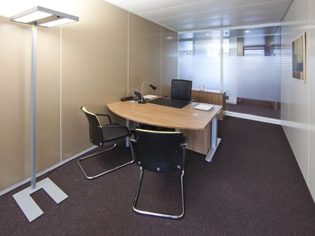 Regus - Nyon Lake Geneva Business park- Route de Crassier - Eysins - Geneva image 5