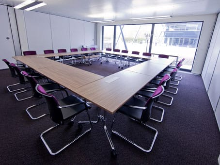 Regus - Nyon Lake Geneva Business park- Route de Crassier - Eysins - Geneva image 7
