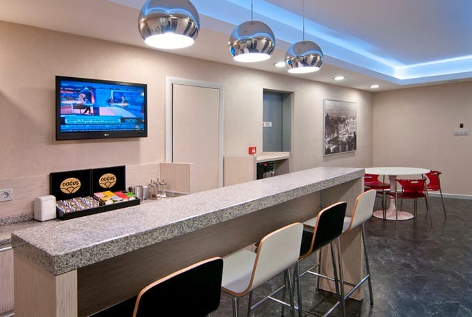 SwissOffices - Yapi Kredi Plaza - Levent / Istanbul image 7