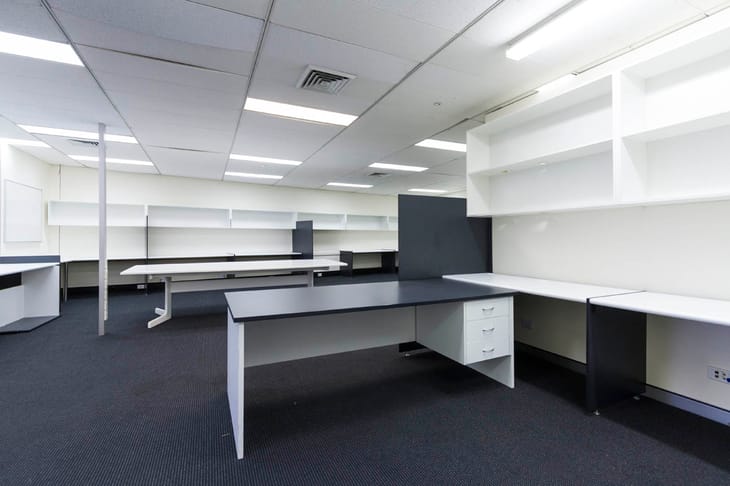 Surfers Paradise Executive Offices - Cavill Avenue - Surfers Paradise - QLD image 10