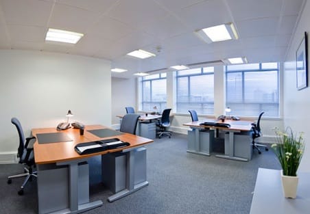 IWG (Regus) - McLarens Building - 123 Bauddhaloka Mawatha, 00400 - Colombo image 6