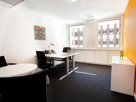 Regus - Tegeluddsvägen 76 - Stockholm image 3