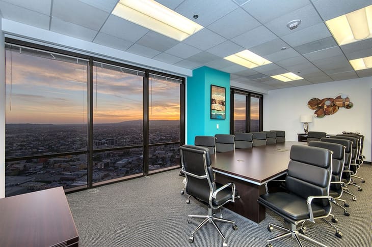 Titan Offices, Inc - 1055 West 7th Street - Los Angeles - CA (Downtown Financial) image 4