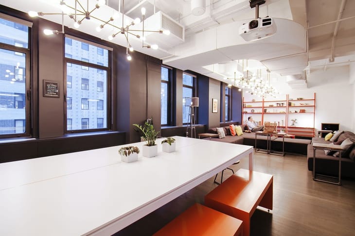Industrious - Charging Bull - 25 Broadway, 10004 - Financial District, NY image 2