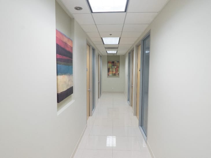 SuitesPro - E. La Palma Ave, Anaheim Hills - CA image 4