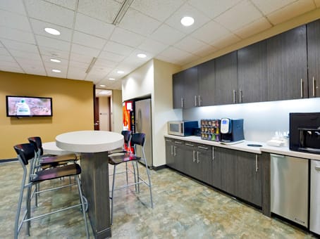 Regus - Carlson Center - Minnetonka image 7
