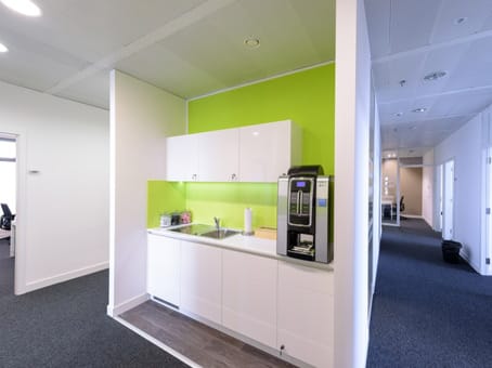 Regus - Nove Butovice - Bucharova 1314/8 - Prague image 4