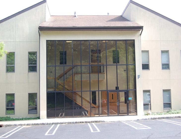 ROI executive office suites - Mountain Lakes Business Park -  115 Route 46 West - Mountain Lakes - NJ image 2