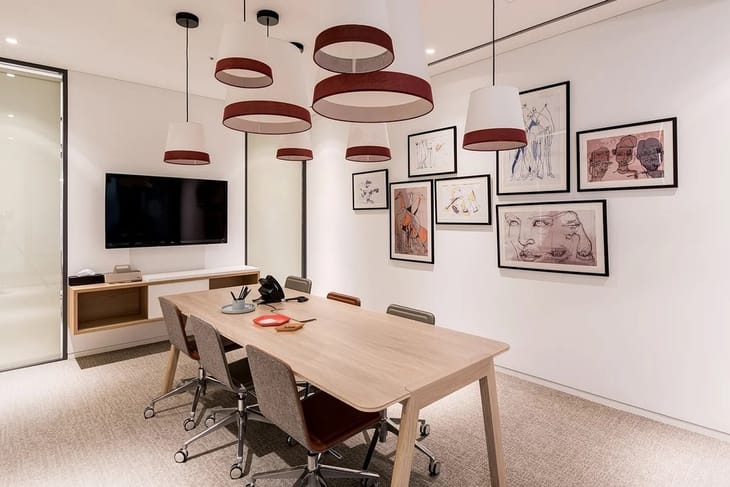 IWG (Spaces) - Orbi Tower - Thomas Klestil Platz 13 - Vienna image 5