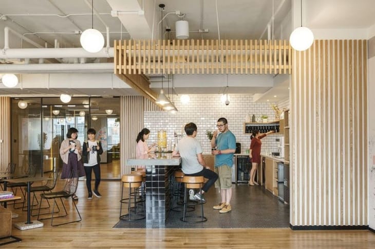 wework - Shiroyama Trust Tower - 4 Chome 3-1 Toranomon - Minato City - Tokyo image 5