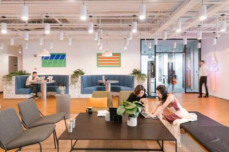 wework - Bao Yi Feng Tower - 440 Zhongshan South 2nd Road - Xuhi - Shanghai (Opening Aug 2019) image 4