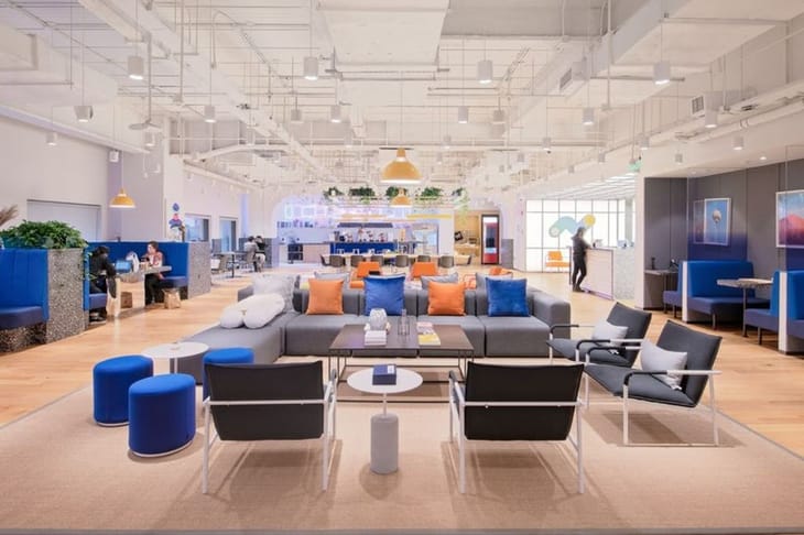 WeWork - Avic Capital Tower - Wangjing East Park, 100000 - Benjing image 1